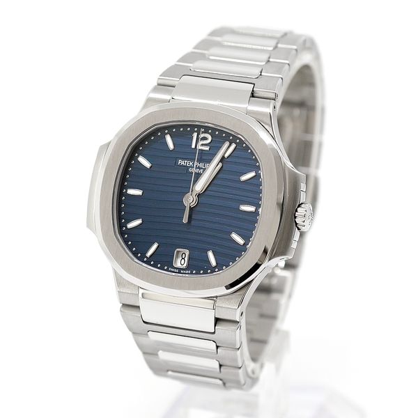 Patek Philippe Nautilus 7118/1A-001